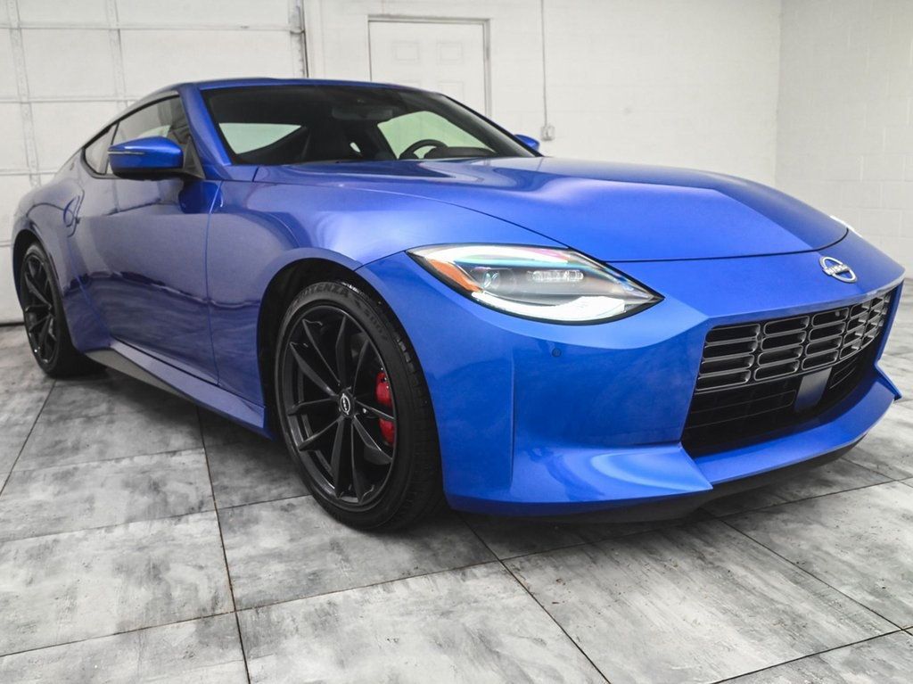 2025 Nissan Z Performance photo 3