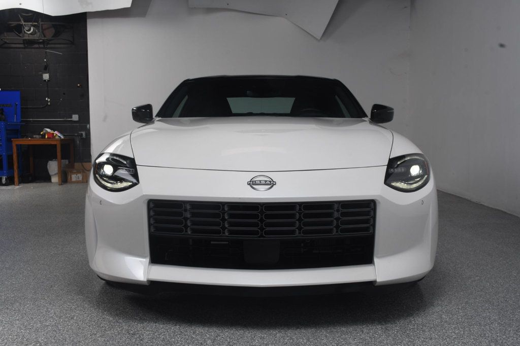 Nissan Z photo 12