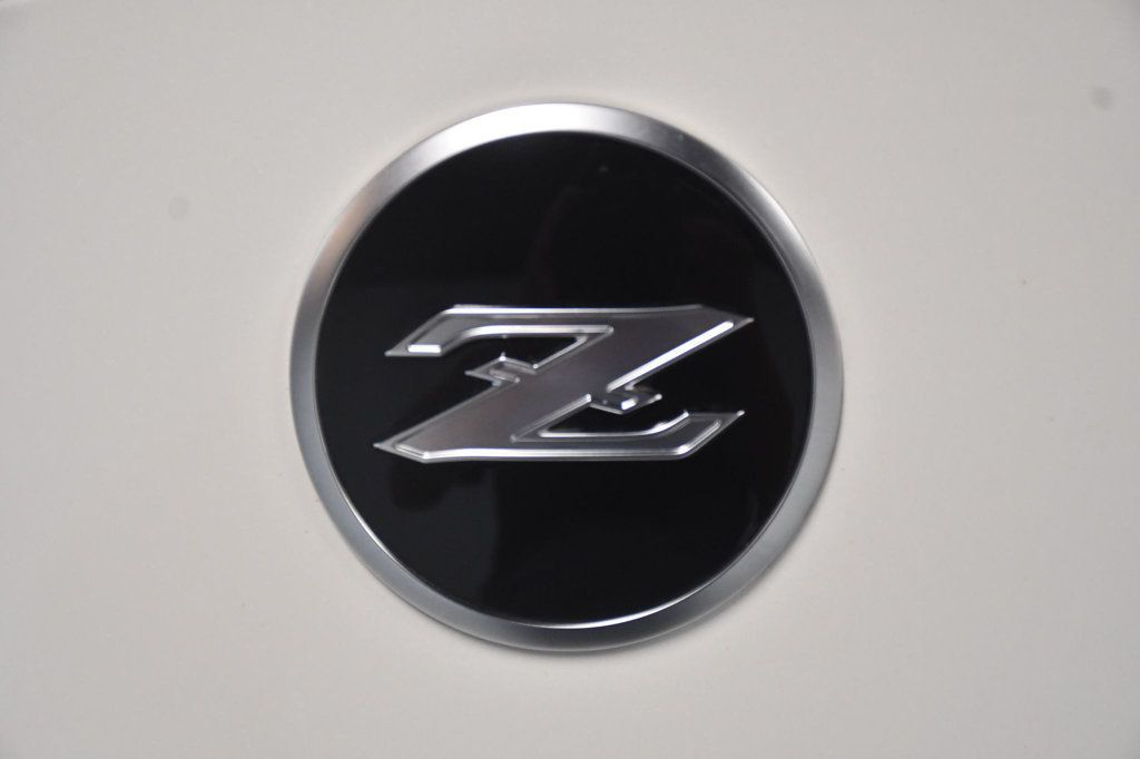 Nissan Z photo 18