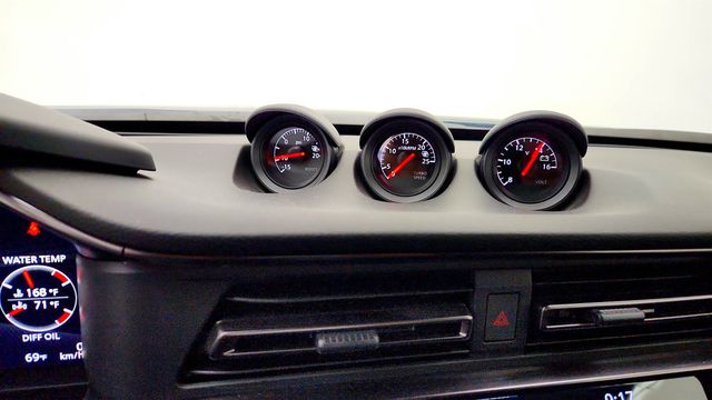 2025 Nissan Z Performance Automatic w/ Illuminated Kick Plates - 23060138 - 16