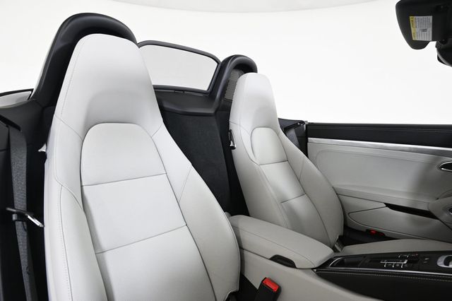 2025 Porsche 718 Boxster S - 22934404 - 17