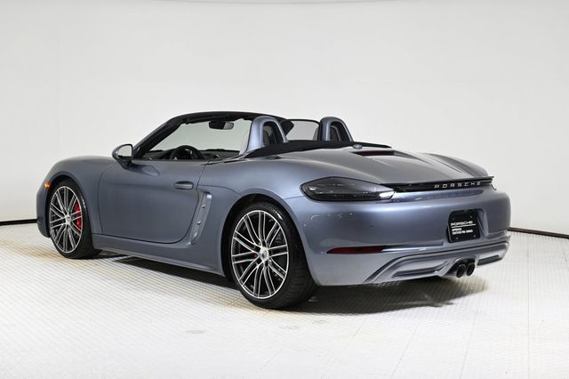 2025 Porsche 718 Boxster S - 22934404 - 2