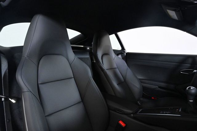 2025 Porsche 718 Cayman Coupe - 23000173 - 17