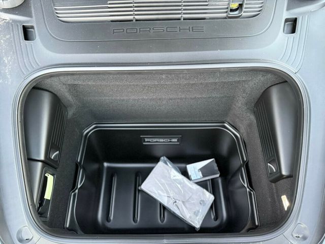 2025 Porsche 718 Cayman Coupe - 22952817 - 18