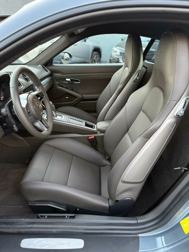 2025 Porsche 718 Cayman Coupe - 22952817 - 7