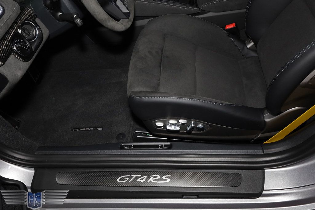 2025 Porsche 718 Cayman GT4 RS Coupe - 22896205 - 17