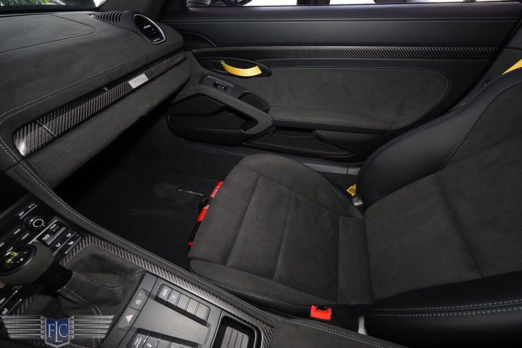 2025 Porsche 718 Cayman GT4 RS Coupe - 22896205 - 26