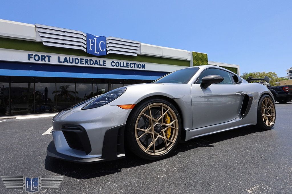 2025 Porsche 718 Cayman GT4 RS Coupe - 22896205 - 49