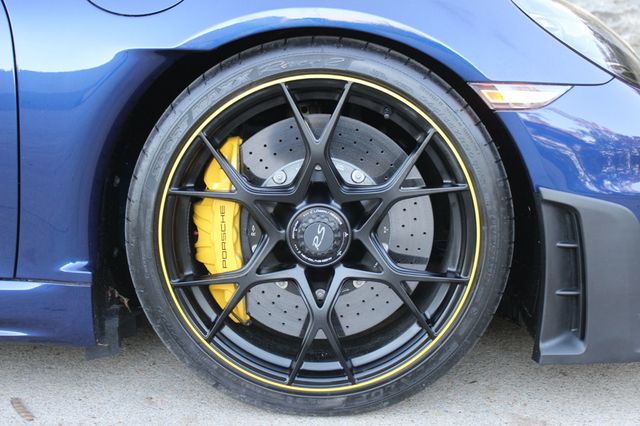 2025 Porsche 718 Cayman GT4 RS Coupe - 22946101 - 28