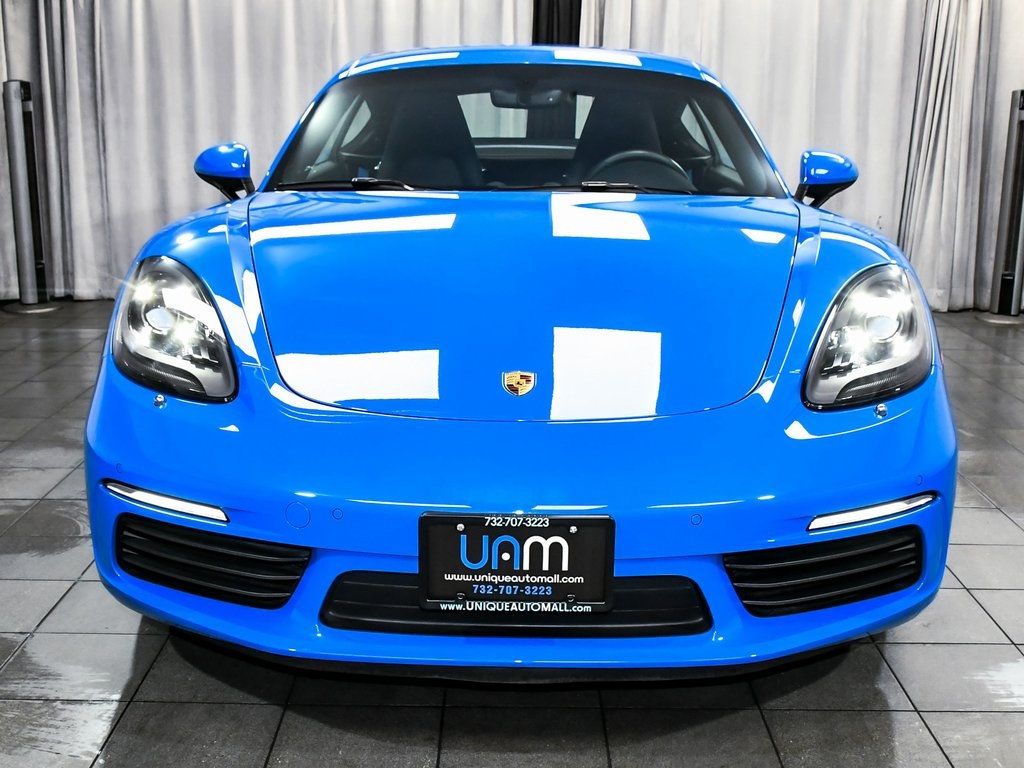 2025 Porsche Cayman S photo 2