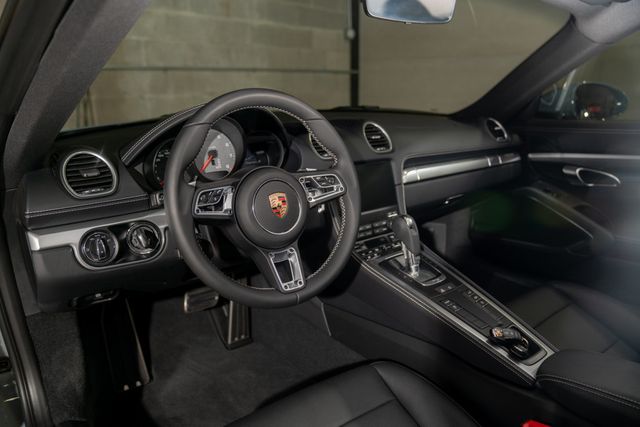 2025 Porsche 718 Cayman S Coupe - 23056039 - 9