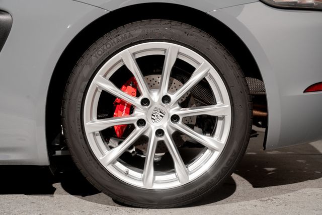 2025 Porsche 718 Cayman S Coupe - 23056039 - 34