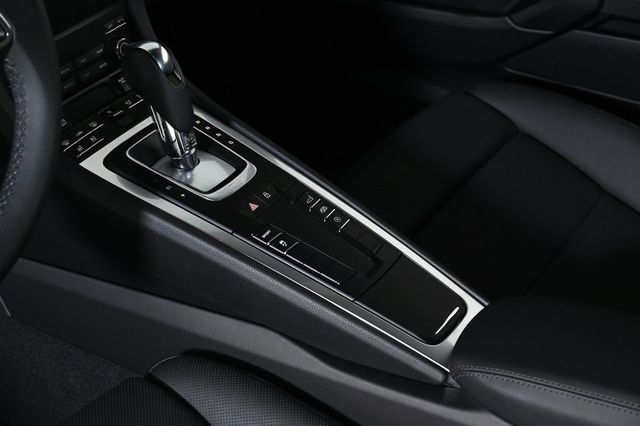 2025 Porsche 718 Cayman S Coupe - 22916789 - 15