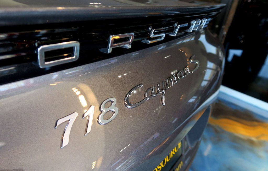 2025 Porsche Cayman S photo 43
