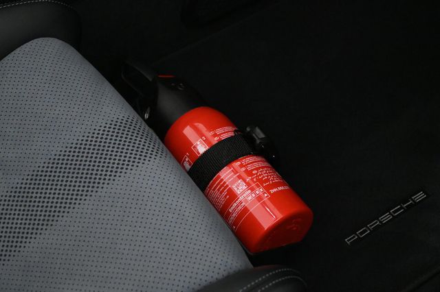 2025 Porsche 718 Spyder RS - 22946713 - 22