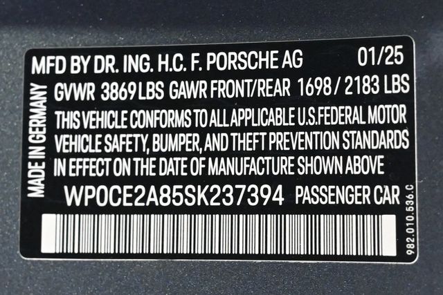 2025 Porsche 718 Spyder RS - 22946713 - 29