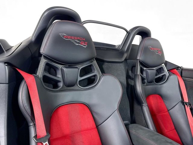 2025 Porsche 718 Spyder RS - 23095644 - 17