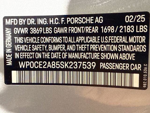 2025 Porsche 718 Spyder RS - 23095644 - 29
