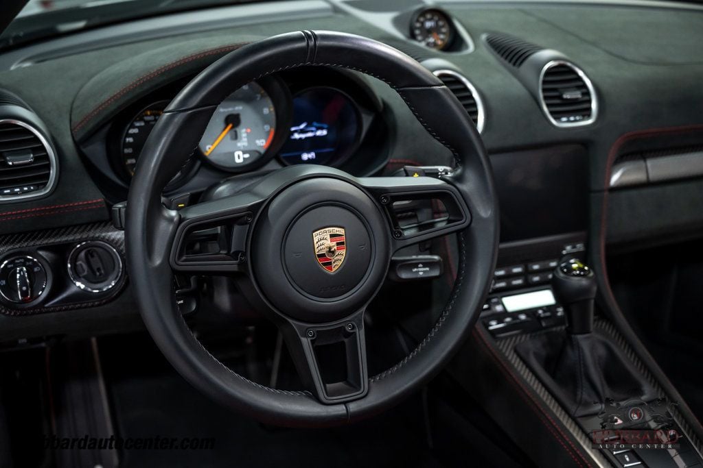 2025 Porsche 718 Spyder RS Roadster - 22957061 - 18