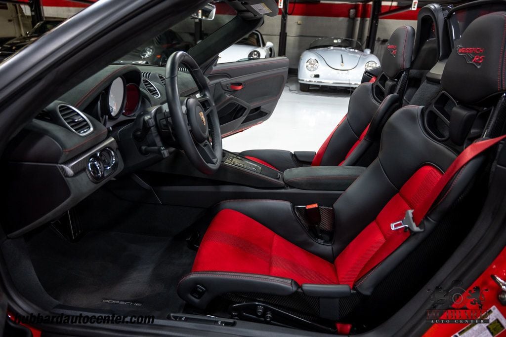 2025 Porsche 718 Spyder RS Roadster - 22957061 - 21
