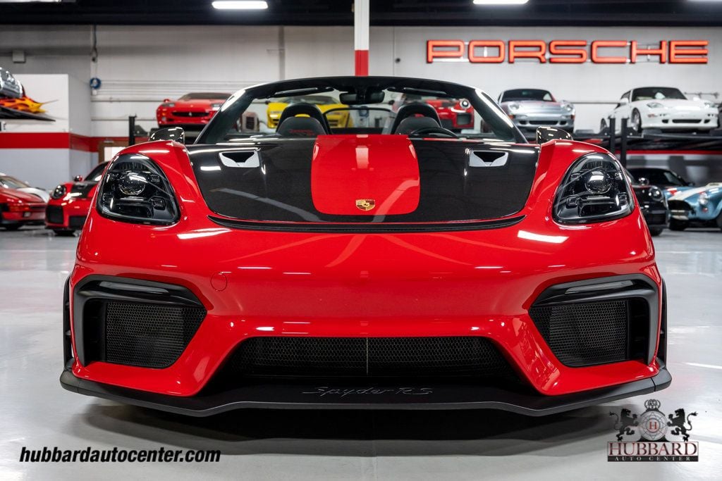 2025 Porsche 718 Spyder RS Roadster - 22957061 - 32