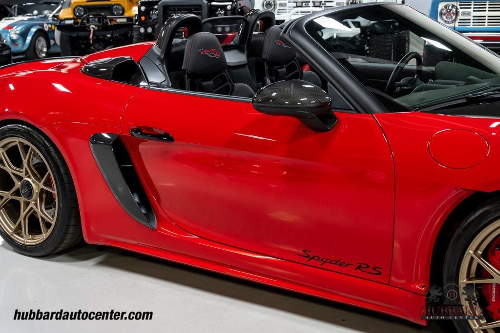 2025 Porsche 718 Spyder RS Roadster - 22957061 - 40