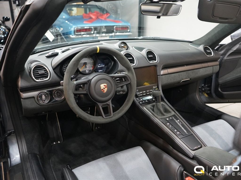 2025 Porsche 718 Spyder RS Roadster - 22959739 - 22