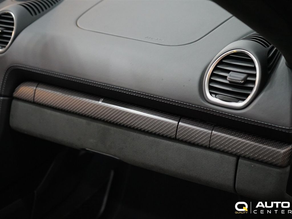 2025 Porsche 718 Spyder RS Roadster - 22959739 - 31