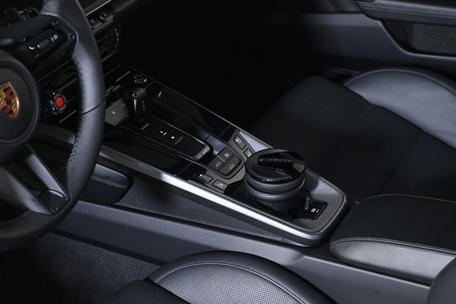 2025 Porsche 911  - 22916605 - 15