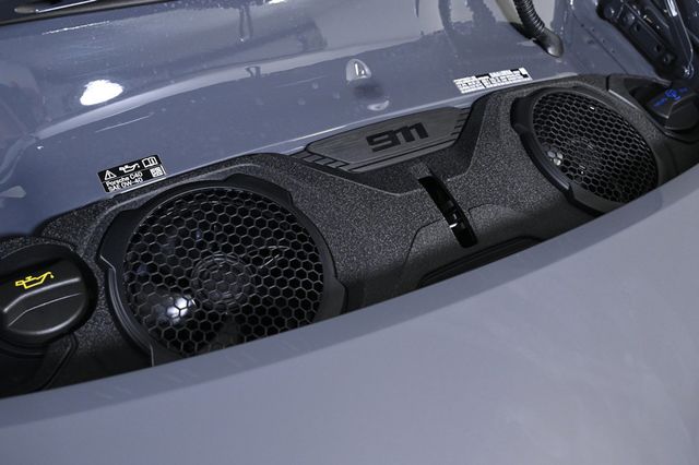 2025 Porsche 911  - 22942956 - 30