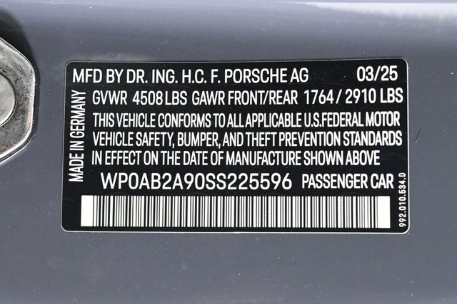 2025 Porsche 911  - 22942956 - 32