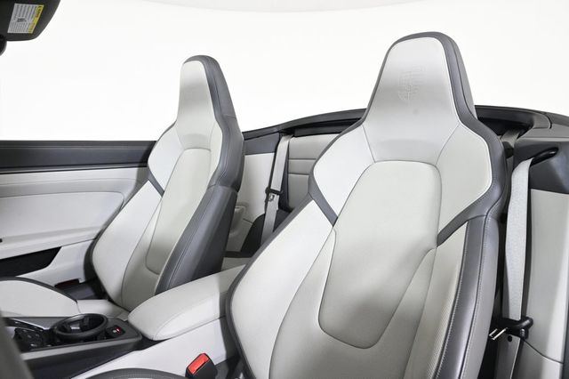 2025 Porsche 911  - 22964203 - 4
