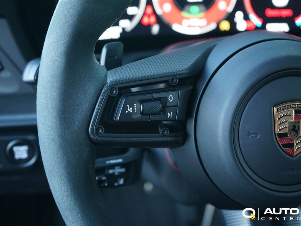 2025 Porsche 911  - 22975273 - 28