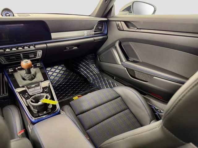 2025 Porsche 911  - 23069983 - 27