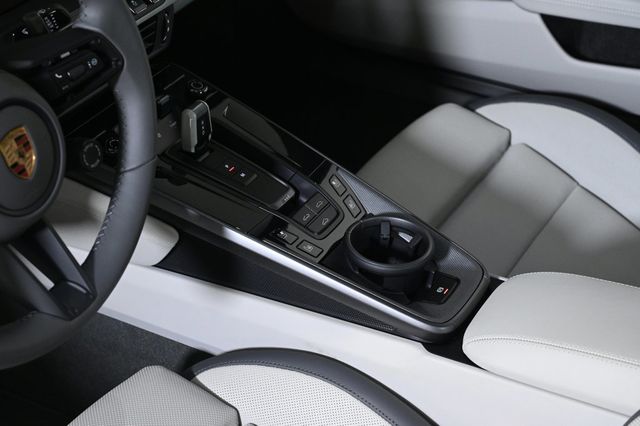2025 Porsche 911 Carrera - 22912503 - 15