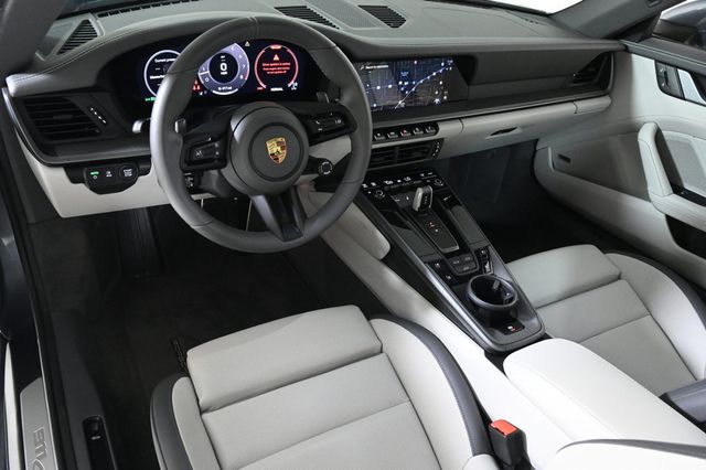 2025 Porsche 911 Carrera - 22912503 - 3