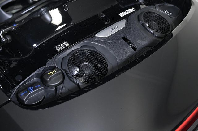 2025 Porsche 911 Carrera - 22914164 - 25
