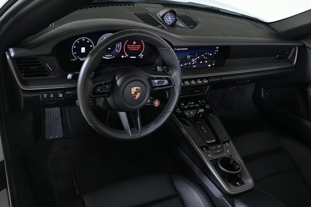 2025 Porsche 911 Carrera - 22934963 - 3