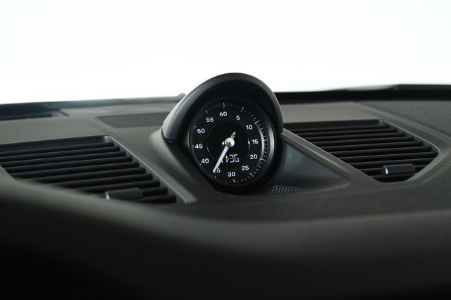 2025 Porsche 911 Carrera - 23017555 - 19