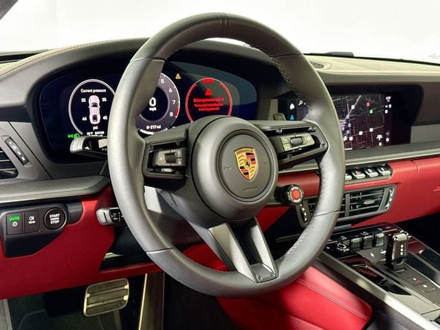 2025 Porsche 911 Carrera - 23047558 - 11