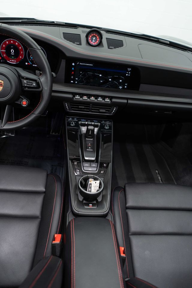 2025 Porsche 911 Carrera 4 GTS Cabriolet - 23071905 - 20