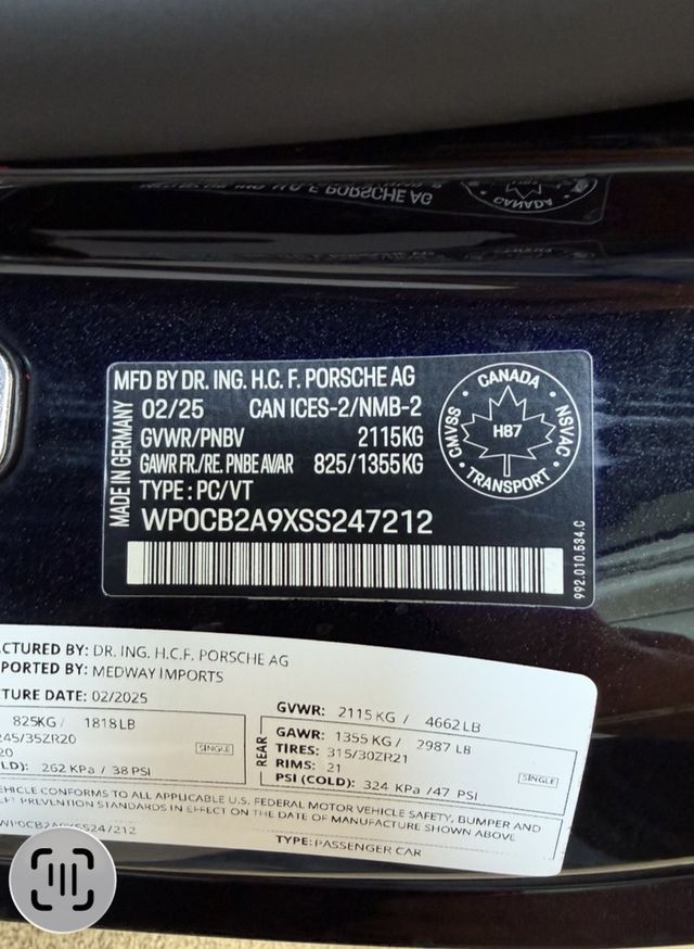 2025 Porsche 911 Carrera 4 GTS Cabriolet - 23071905 - 50