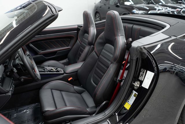 2025 Porsche 911 Carrera 4 GTS Cabriolet - 23071905 - 8