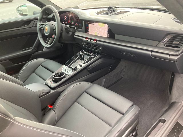 2025 Porsche 911 Carrera 4 GTS Coupe - 22930594 - 16