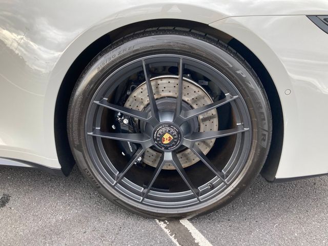 2025 Porsche 911 Carrera 4 GTS Coupe - 22930594 - 21