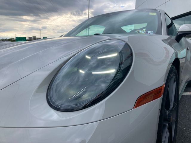 2025 Porsche 911 Carrera 4 GTS Coupe - 22930594 - 31