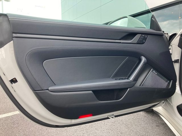 2025 Porsche 911 Carrera 4 GTS Coupe - 22930594 - 3