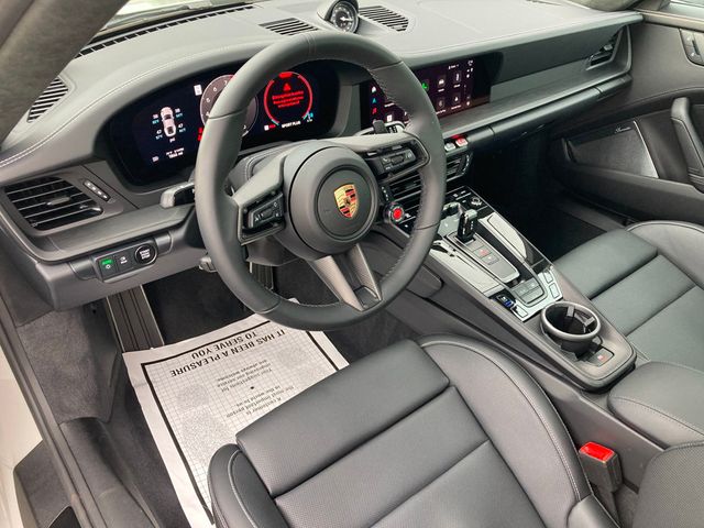 2025 Porsche 911 Carrera 4 GTS Coupe - 22930594 - 6