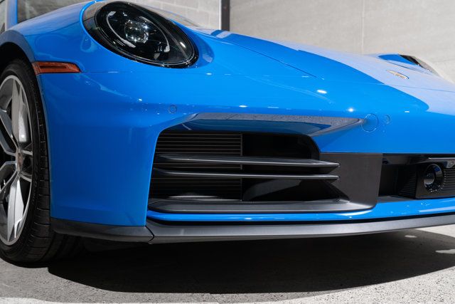 2025 Porsche 911 Carrera Coupe - 23008557 - 34