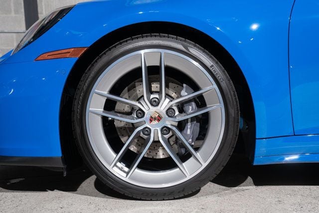 2025 Porsche 911 Carrera Coupe - 23008557 - 50